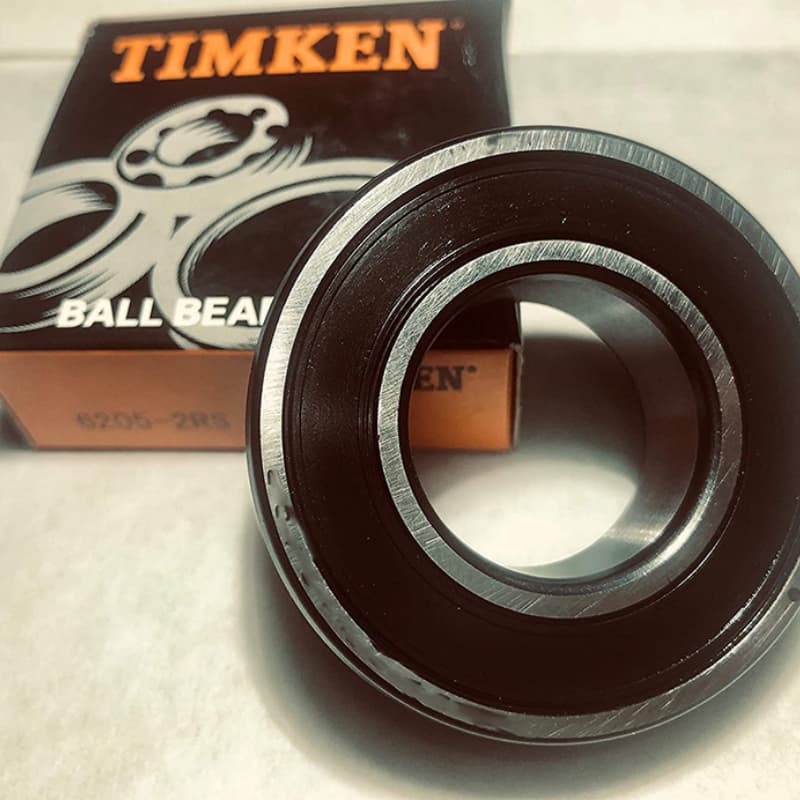 Engineering drawing detail showing the groove curvature, ball contact point, and contact angle