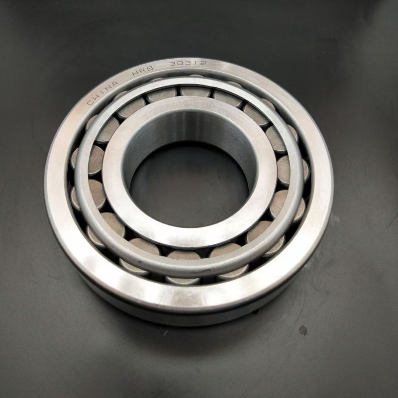 A graphic showing the [quality control inspection process](https://www.nsk.com/tools-resources/mantenance/bearing-inspection/)[^3] at a bearing factory, like FYTZ's integrated production line.