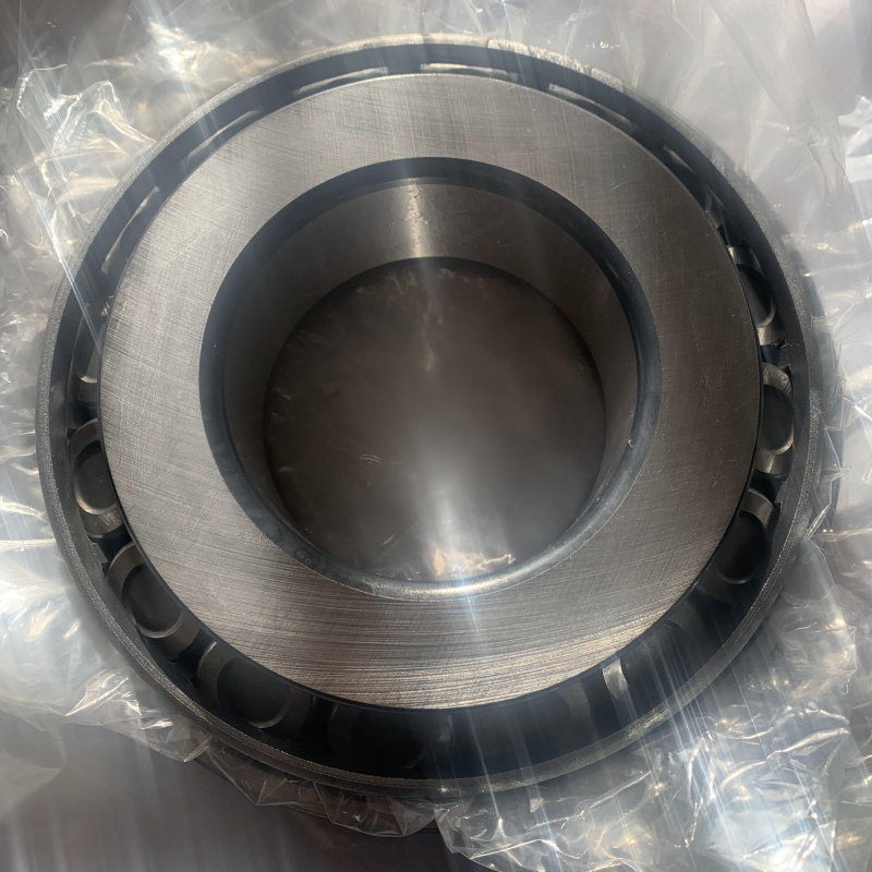 Global map showing major bearing manufacturing regions and FYTZ's export destinations