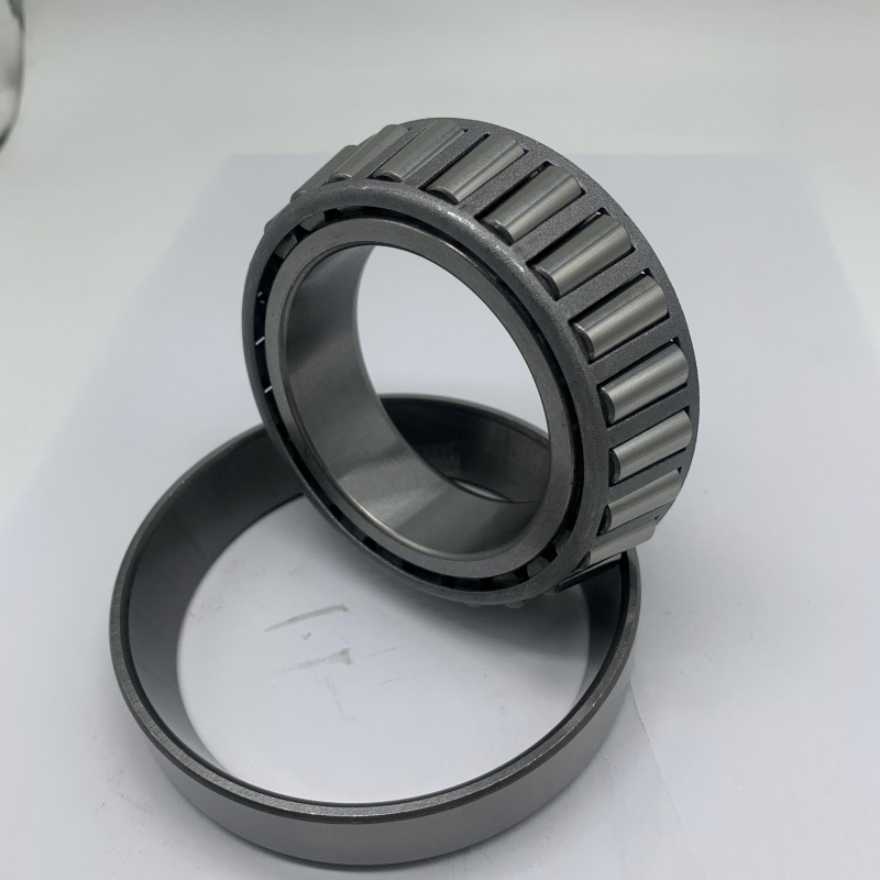 Global map showing major bearing manufacturing regions