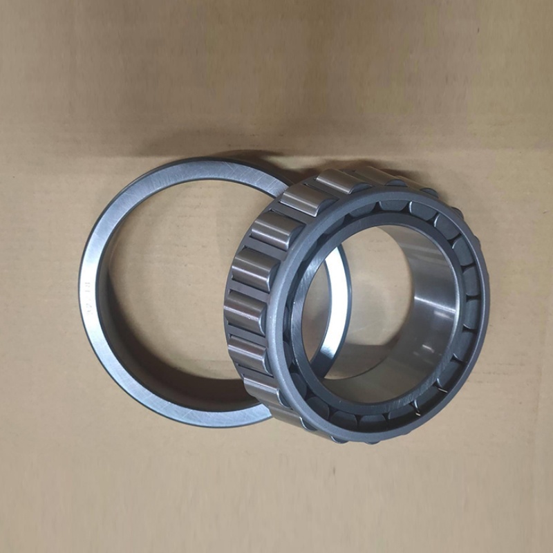 Exploded view diagram of a tapered roller bearing components
