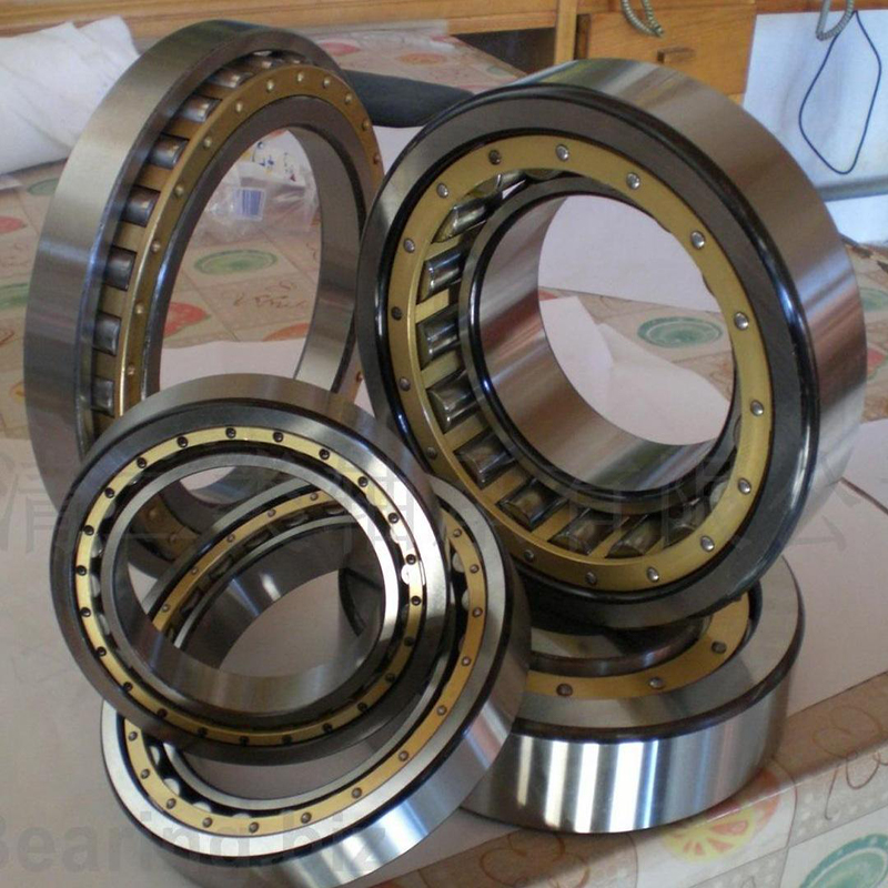 Spherical roller bearing for vertical shaft and thrust load